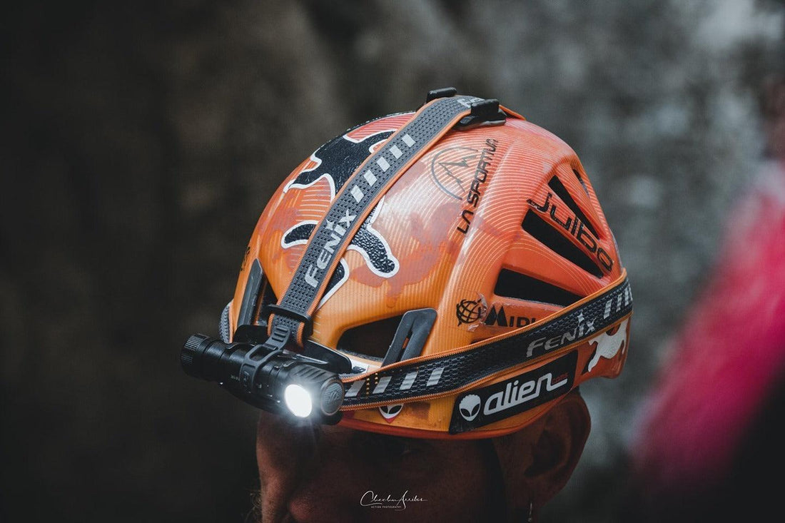 La lampe Fenix HM61R - multifonctions 1200 Lumens - Revendeur Officiel Lampes FENIX depuis 2008 | Votre Boutique en ligne FENIX®