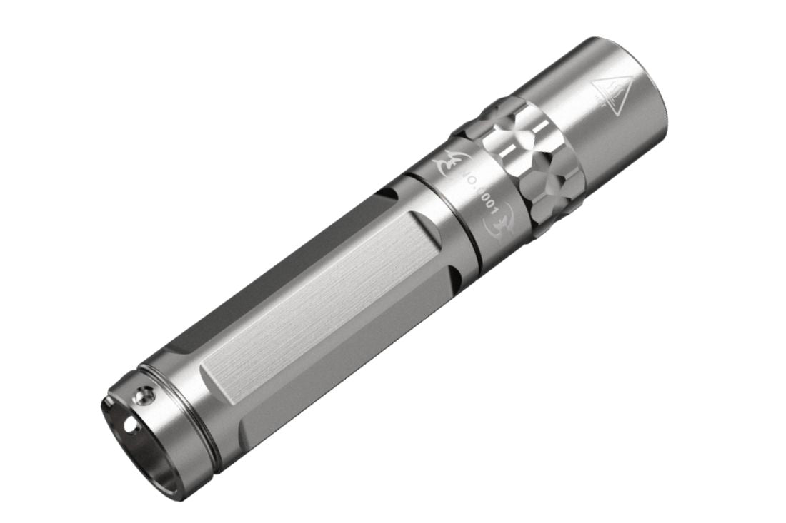 Fenix SILVGLOWN - Lampe de poche porte clé édition limitée - 100 lumens - Revendeur Officiel Lampes FENIX depuis 2008 | Votre Boutique en ligne FENIX®