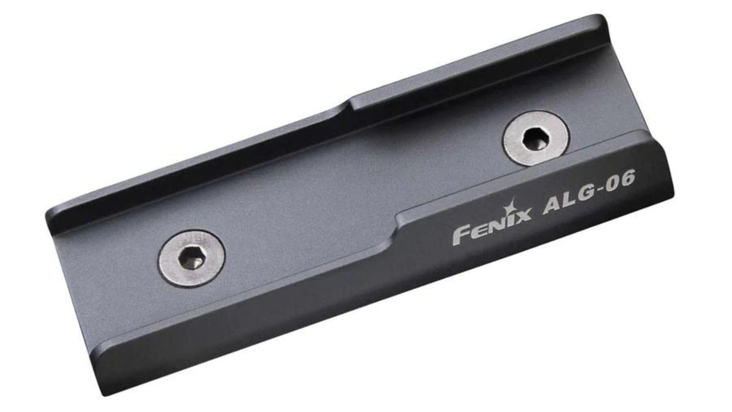 Fenix ALG-06 - Rail pour interrupteur déporté M-Lok Revendeur Officiel Lampes FENIX depuis 2008 | Votre Boutique en ligne FENIX®