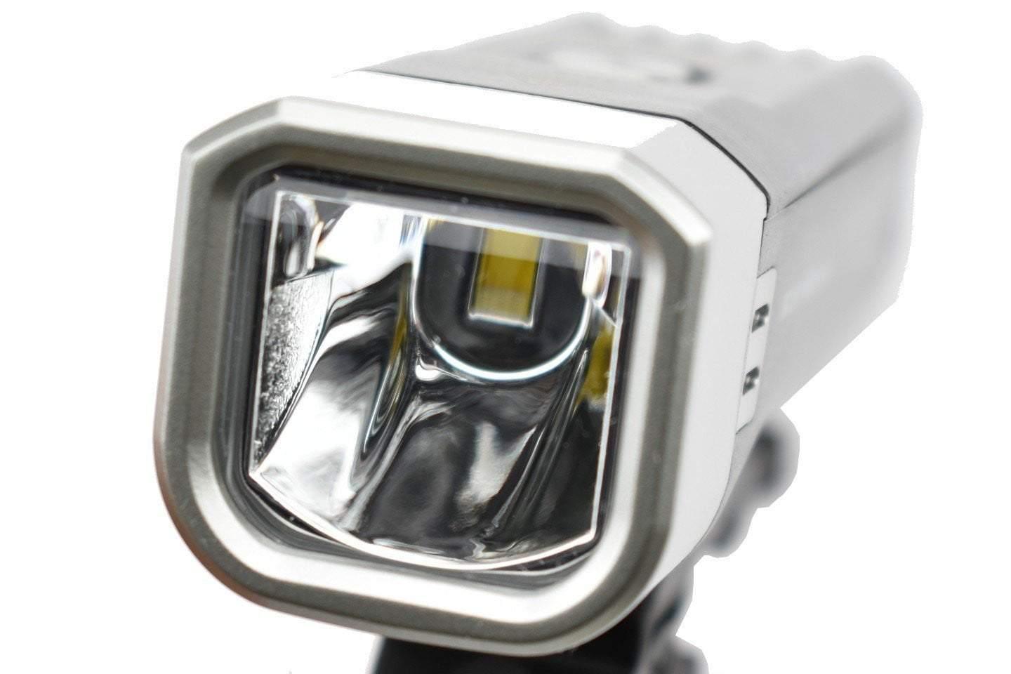 Fenix BC25R lampe de vélo 600 Lumens + technologie anti éblouissement piétons Site Officiel FENIX® - Votre boutique en ligne Fenix®