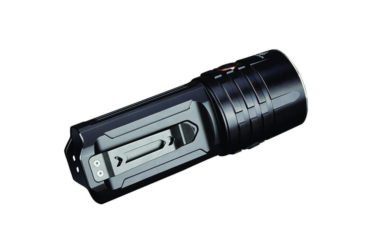 Fenix LR35R rechargeable - 10 000 lumens - pack complet Site Officiel FENIX® - Votre boutique en ligne Fenix®