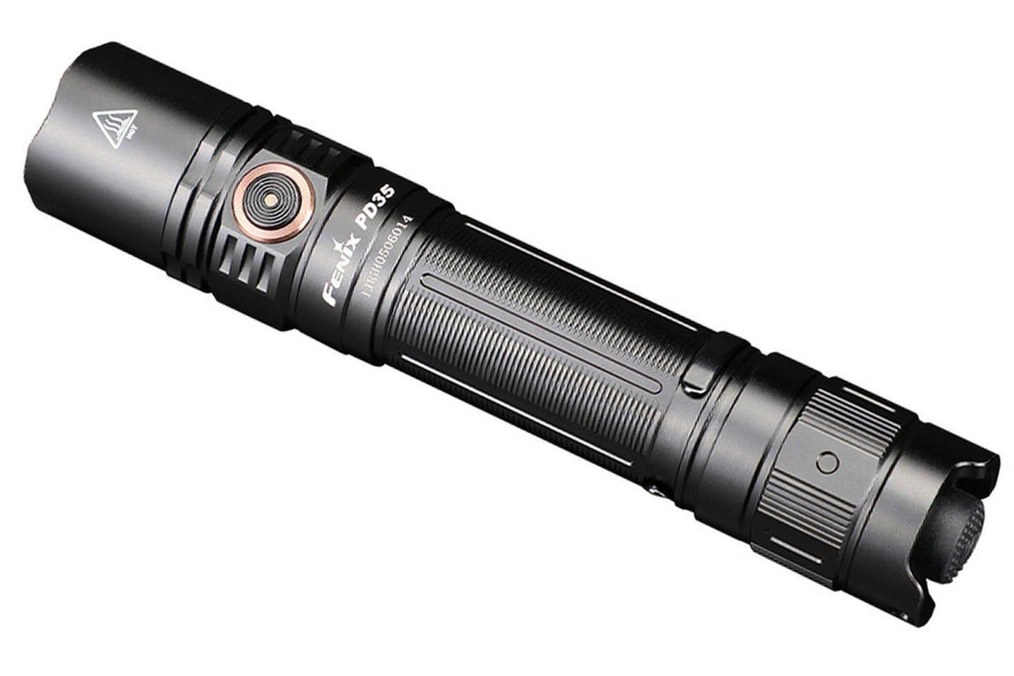 Fenix PD35 V3.0 - édition 2021 - 1700 Lumens - 357 mètres Site Officiel FENIX® - Votre boutique en ligne Fenix®