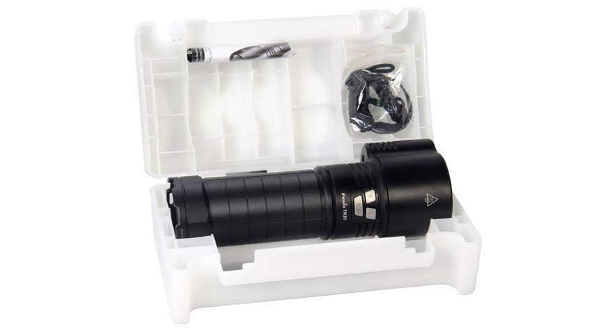 Fenix TK51 - 1800 LUMENS Site Officiel FENIX® - Votre boutique en ligne Fenix®