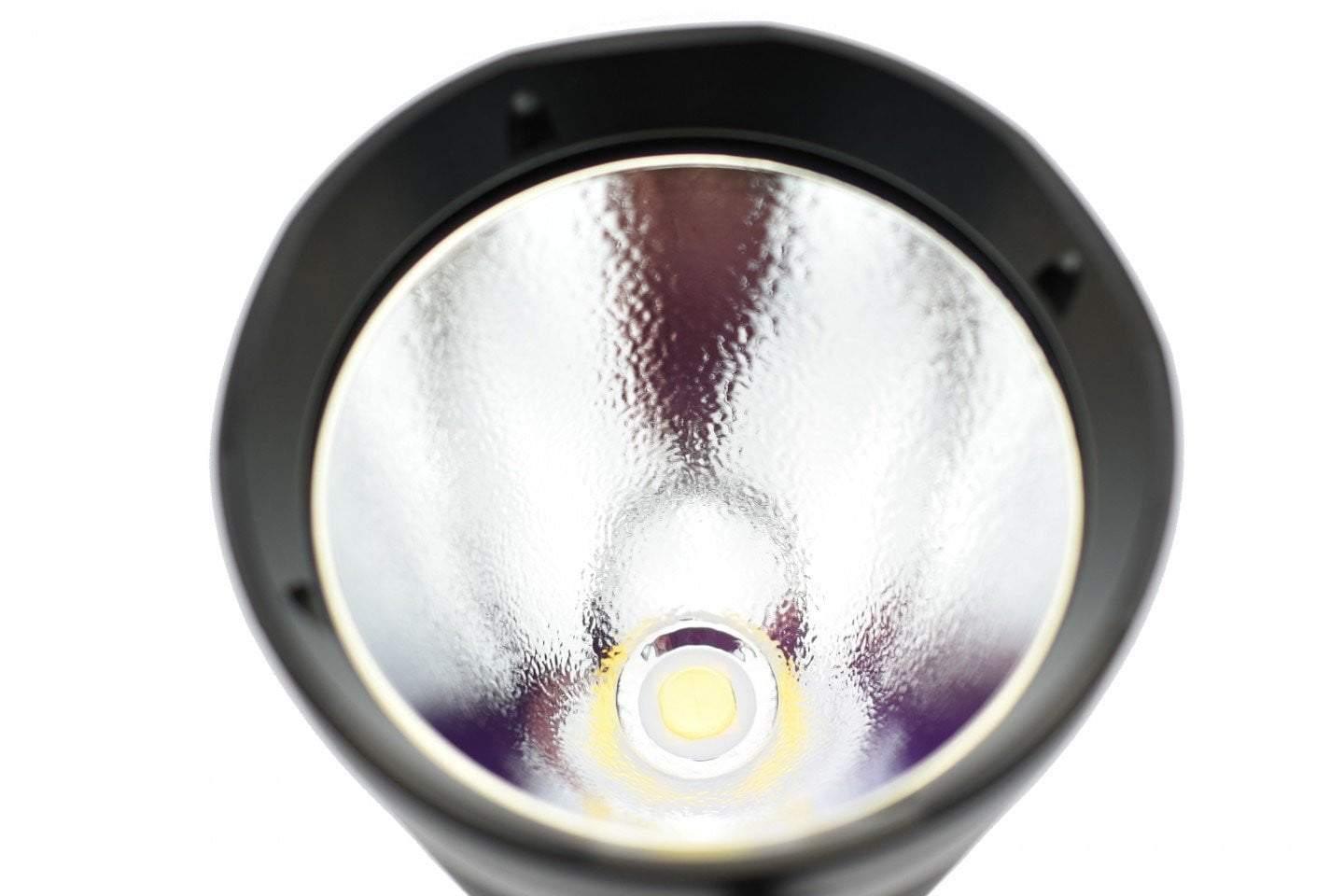 Fenix WT50R - Projecteur portatif à poignée - 3700 lumens Site Officiel FENIX® - Votre boutique en ligne Fenix®