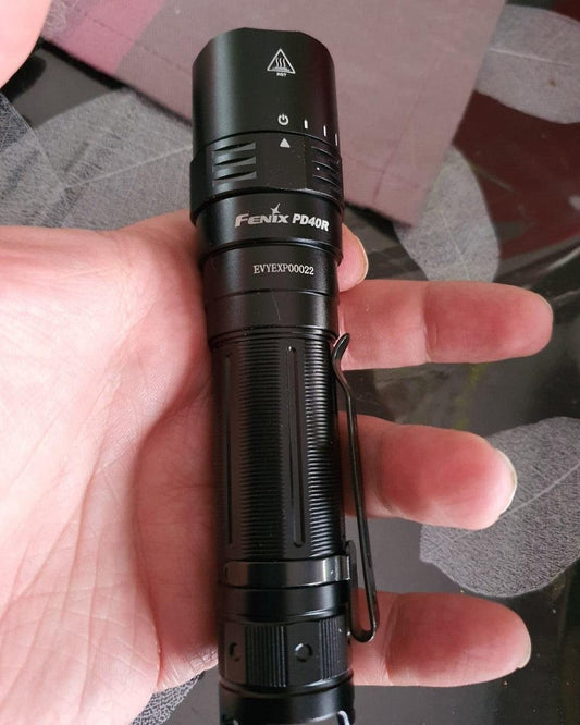 ⭐Fenix PD40R V2.0 - 3000 lumens avec rotation mécanique - Revendeur Officiel Lampes FENIX depuis 2008 | Votre Boutique en ligne FENIX®