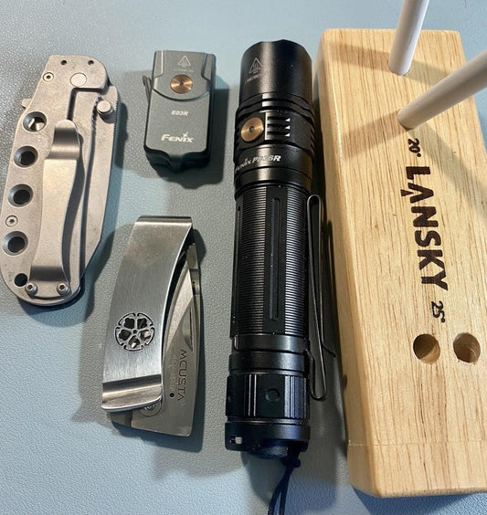 Lampe Fenix PD36R - 1600 lumens - Revendeur Officiel Lampes FENIX depuis 2008 | Votre Boutique en ligne FENIX®