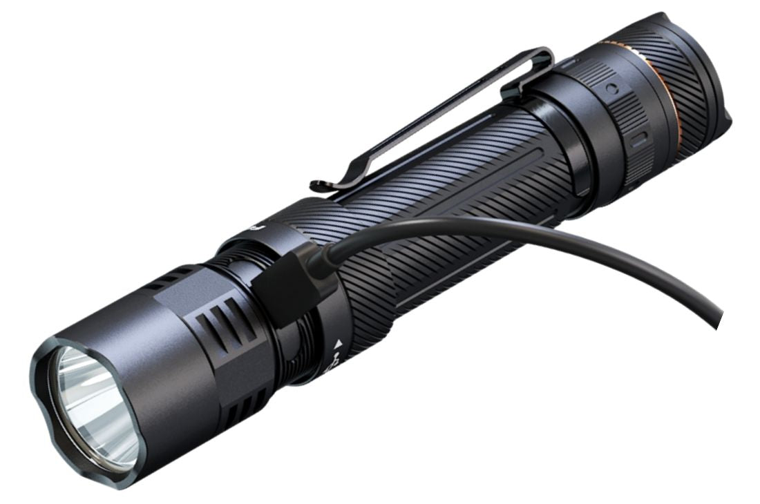 Fenix PD45R ACE - Lampe de poche tactique multi-mode - 3200 lumens - Revendeur Officiel Lampes FENIX depuis 2008 | Votre Boutique en ligne FENIX®