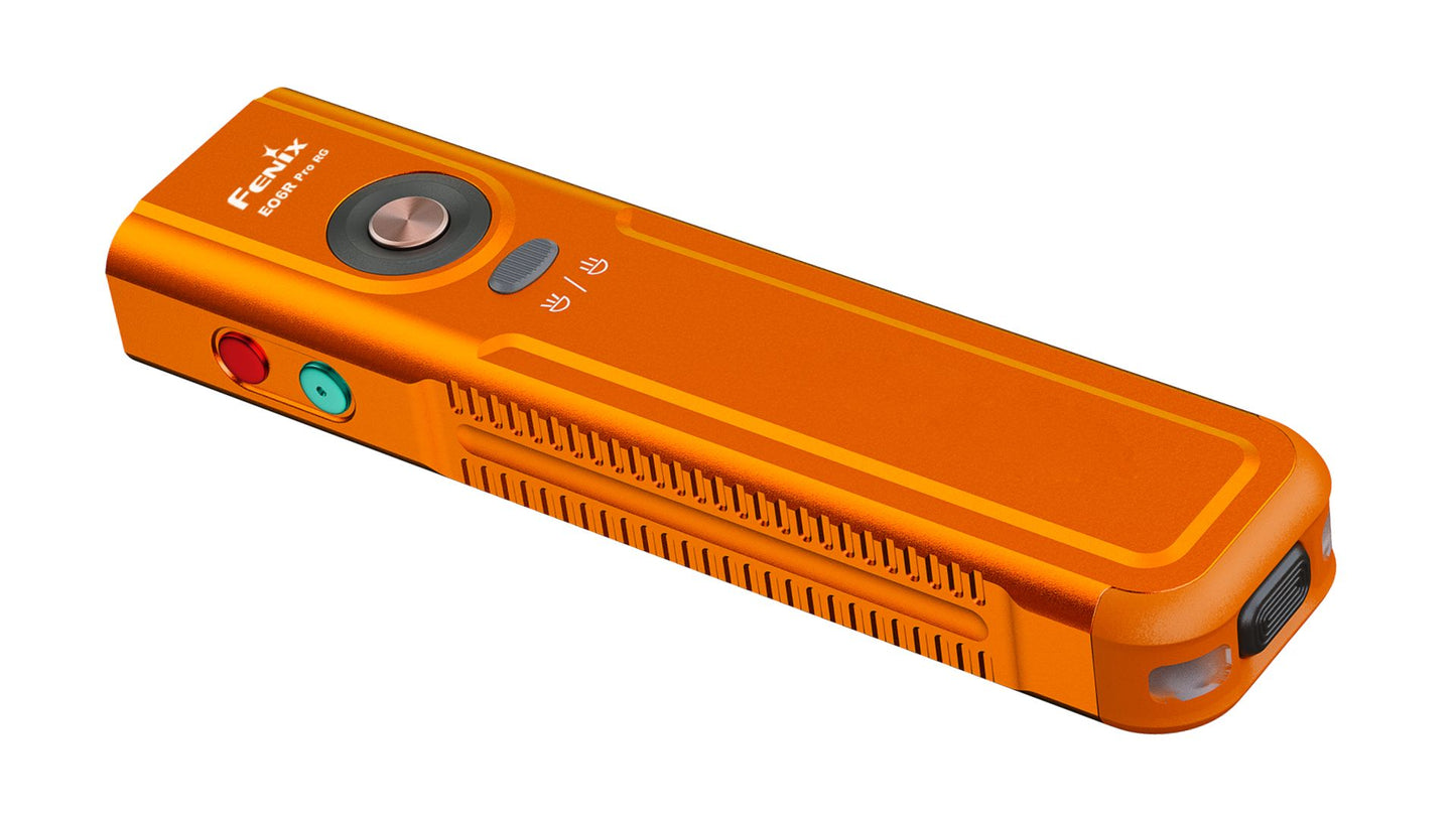 Fenix E06R Pro RG - Lampe torche à trois sources lumineuses et double interrupteur - 1600 lumens