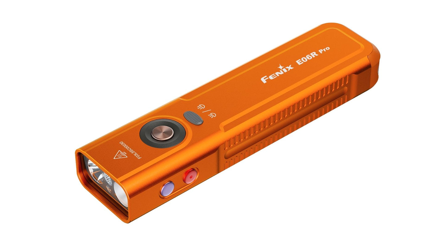 Fenix E06R Pro - Lampe torche à trois sources lumineuses et double interrupteur - 1600 lumens
