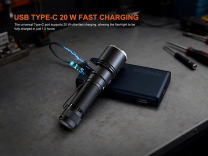 Fenix C7 PRO - Lampe de poche haute performance à charge rapide - 4600 lumens
