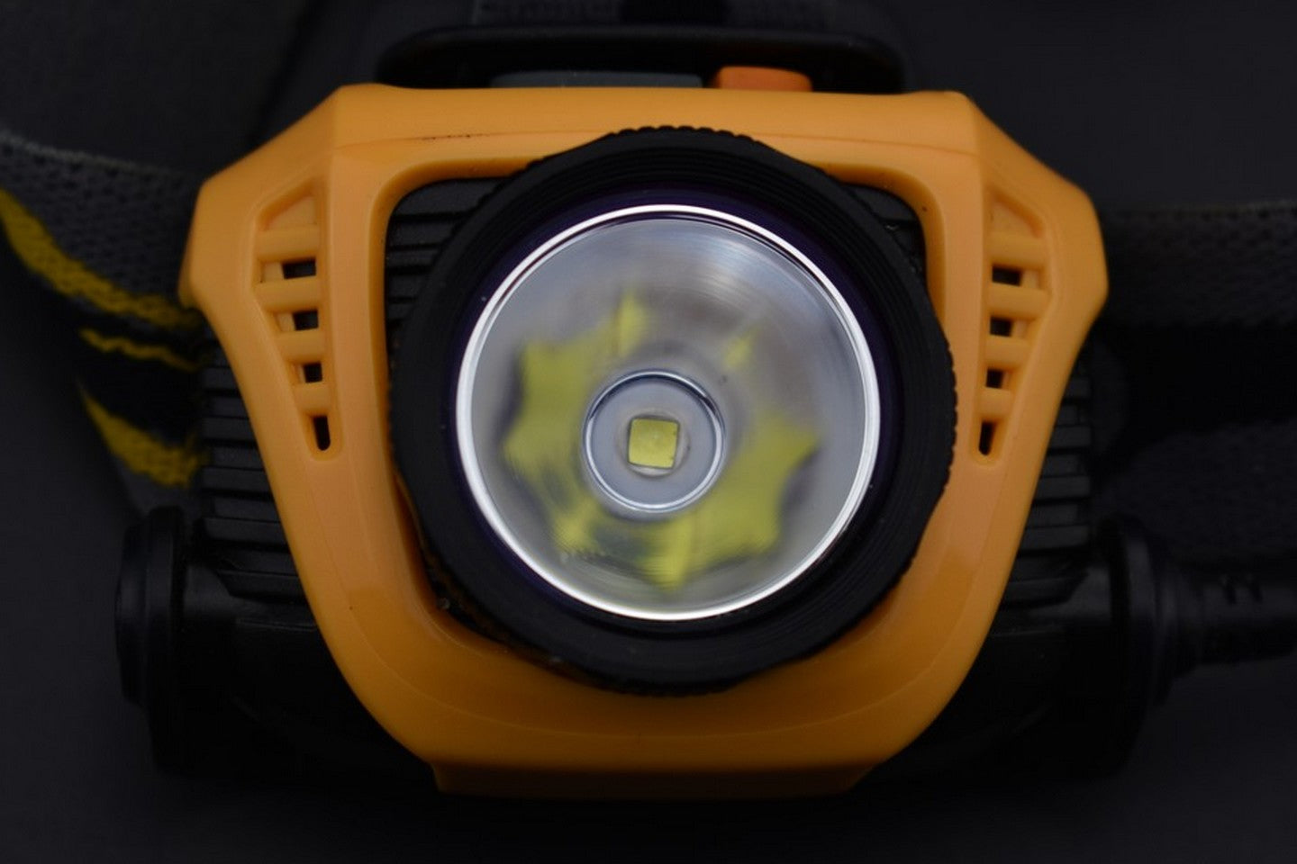 Fenix occasion - OCF196 HP30 - Revendeur Officiel Lampes FENIX depuis 2008 | Votre Boutique en ligne FENIX®