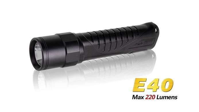 Fenix E40 - CREE XP-E R4 - 220 Lumens Site Officiel FENIX® - Votre boutique en ligne Fenix®