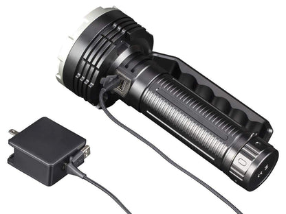 Fenix LR80R - 18 000 Lumens - lampe de recherche Site Officiel FENIX® - Votre boutique en ligne Fenix®